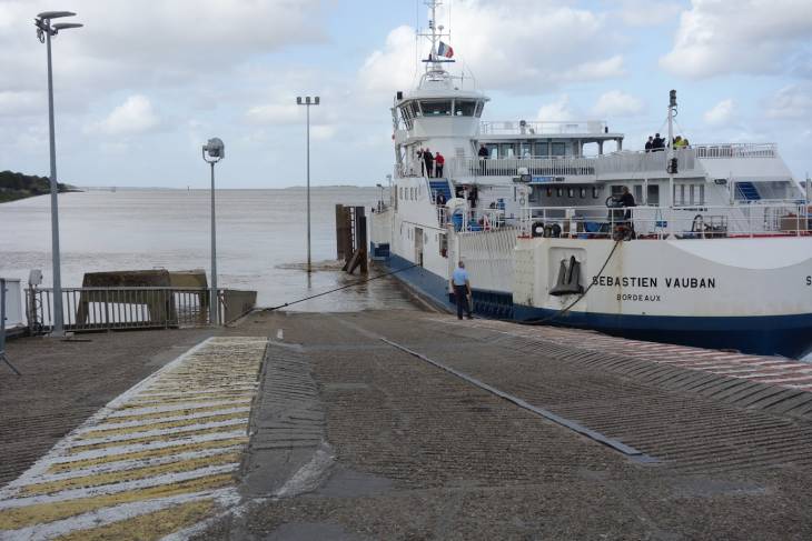 Pont naar Royan