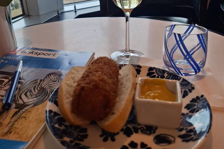 Broodje kroket bij Dutch Cafe op de Rotterdam