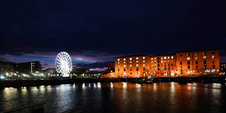 De haven van Liverpool.