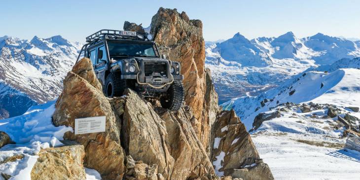 Sölden Jeep 007 in de bergen